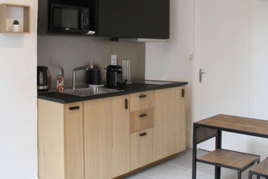 L'Escapade De Lyon, Charpennes, Jacuzzi Et Emplacement Ideal Lejlighed Villeurbanne Eksteriør billede